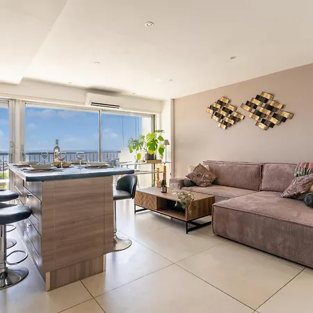 Magnificent 3 Rooms-sea View-terrace-pool *