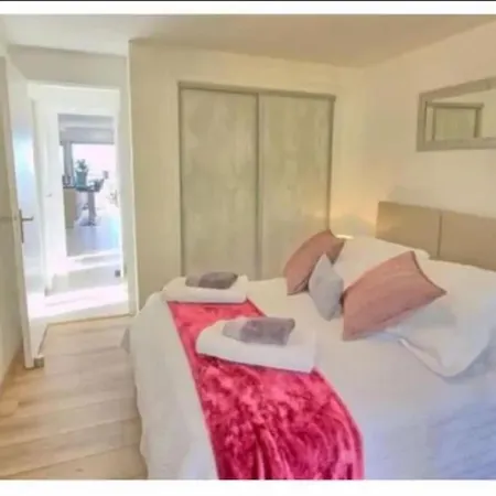 Magnificent 3 Rooms-sea View-terrace-pool ニース