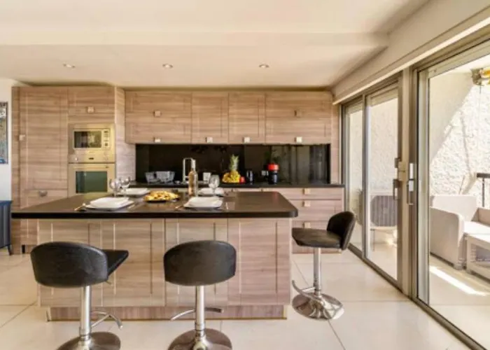 Lejlighed Magnificent 3 Rooms-sea View-terrace-pool *