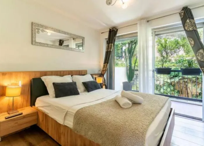 Magnificent 3 Rooms-sea View-terrace-pool * Nice