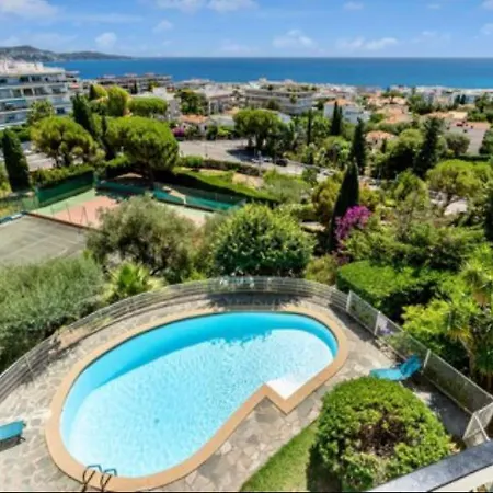 Magnificent 3 Rooms-sea View-terrace-pool アパート ニース